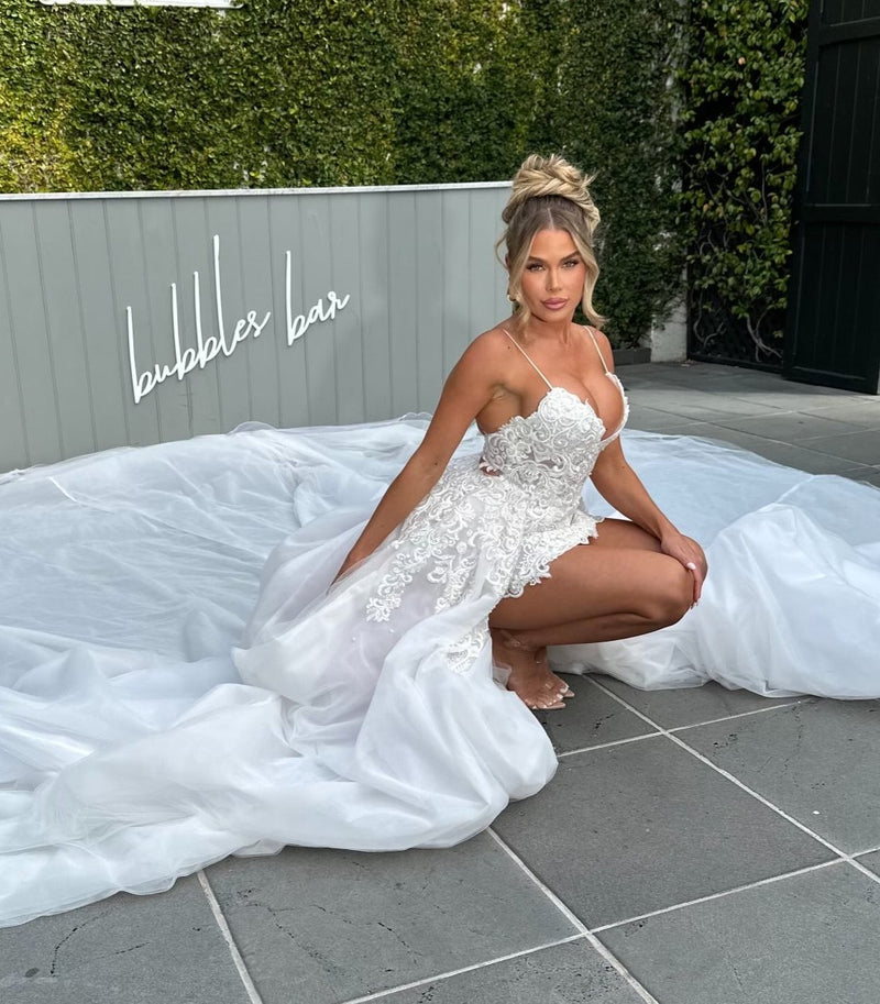 Melbourne Wedding Dress Appointments at Nektaria Bridal Melbourne Wedding Dress Appointments at Nektaria Bridal